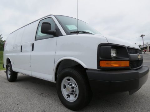 Summit White Chevrolet Express 2500 Cargo Van.  Click to enlarge.