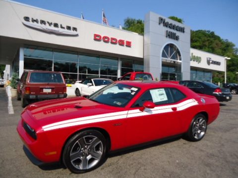 Redline 3-Coat Pearl Dodge Challenger R/T Classic.  Click to enlarge.