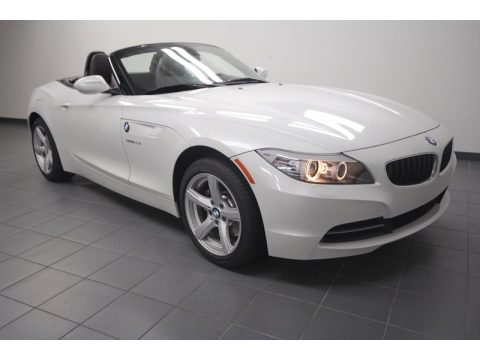 Mineral White Metallic BMW Z4 sDrive 28i.  Click to enlarge.