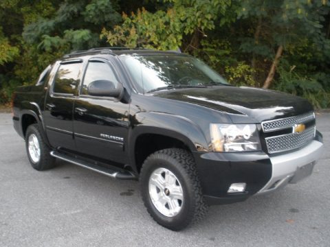 Black Chevrolet Avalanche Z71 4x4.  Click to enlarge.