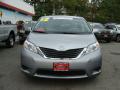 2012 Sienna LE #2