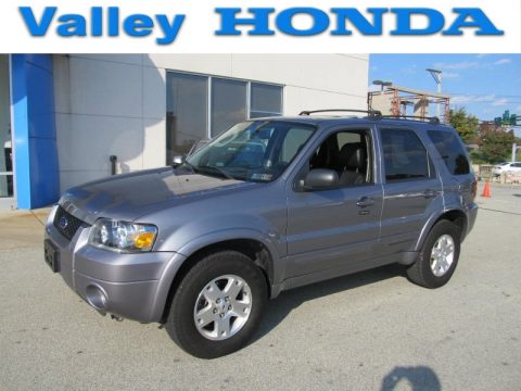 Tungsten Grey Metallic Ford Escape Limited 4WD.  Click to enlarge.