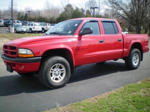 Flame Red Dodge Dakota Sport Quad Cab 4x4.  Click to enlarge.