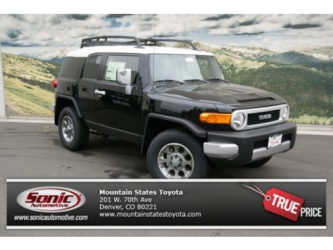 Black Toyota FJ Cruiser 4WD.  Click to enlarge.