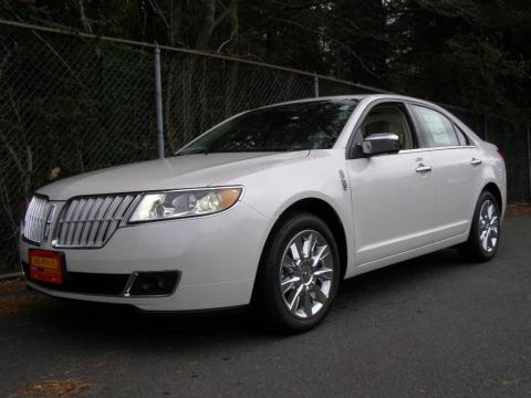 White Platinum Tri-Coat Lincoln MKZ FWD.  Click to enlarge.