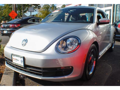 Reflex Silver Metallic Volkswagen Beetle 2.5L.  Click to enlarge.