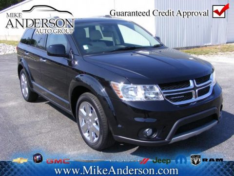 Brilliant Black Crystal Pearl Dodge Journey Crew.  Click to enlarge.