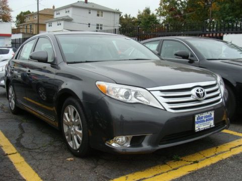 Magnetic Gray Metallic Toyota Avalon .  Click to enlarge.