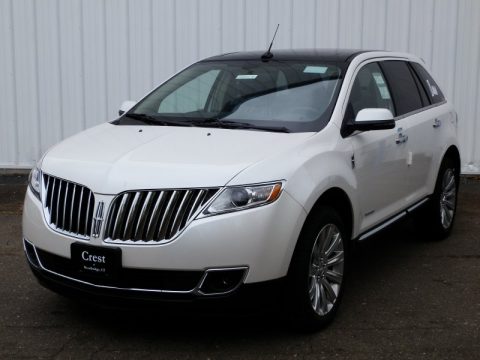 White Platinum Tri-Coat Lincoln MKX AWD.  Click to enlarge.