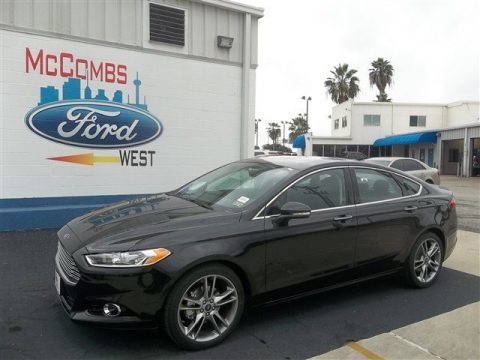 Tuxedo Black Metallic Ford Fusion Titanium.  Click to enlarge.