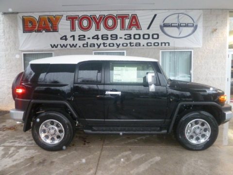 Black Toyota FJ Cruiser 4WD.  Click to enlarge.