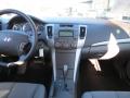 Controls of 2009 Hyundai Sonata GLS #11