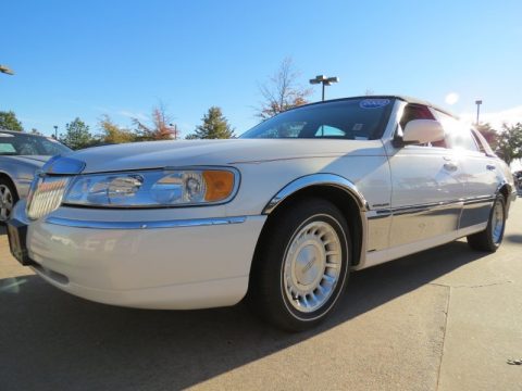 White Pearlescent Metallic Lincoln Town Car Executive. Click to enlarge. White Pearlescent Metallic Lincoln Town Car Executive. Click to enlarge.