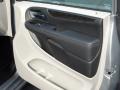 2013 Town & Country Touring - L #29