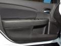 2013 200 S Sedan #10