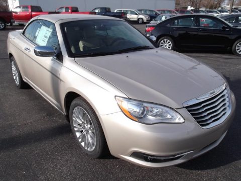 Cashmere Pearl Chrysler 200 Limited Hard Top Convertible.  Click to enlarge.