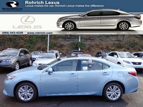 Cerulean Blue Metallic Lexus ES 350.  Click to enlarge.