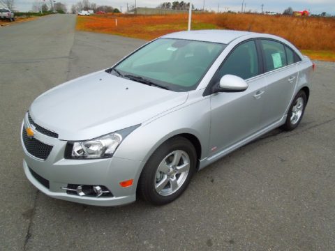 Silver Ice Metallic Chevrolet Cruze LT/RS.  Click to enlarge.