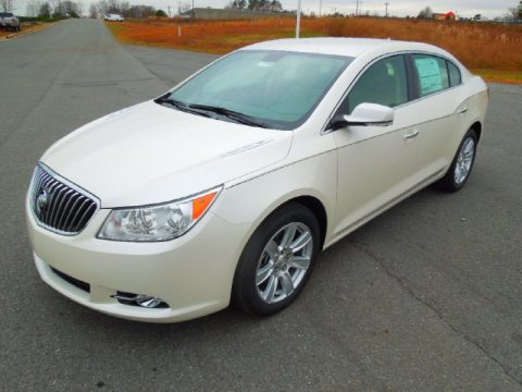 White Diamond Tricoat Buick LaCrosse FWD.  Click to enlarge.