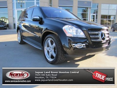 Black Mercedes-Benz GL 550 4Matic.  Click to enlarge.