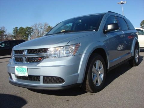 Winter Chill Pearl Dodge Journey SE.  Click to enlarge.