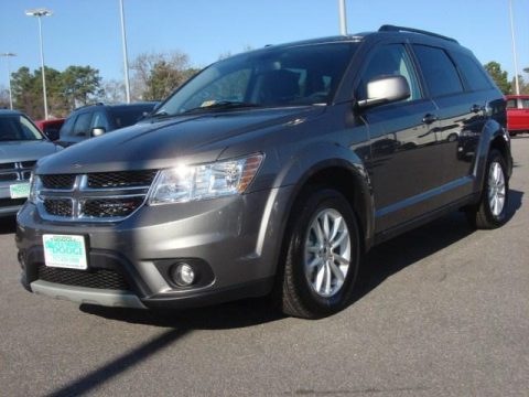 Storm Gray Pearl Dodge Journey SXT.  Click to enlarge.