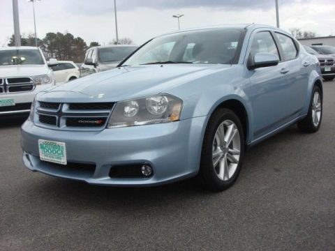 Crystal Blue Pearl Dodge Avenger SXT.  Click to enlarge.