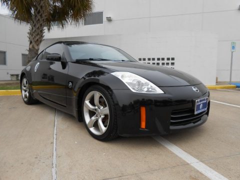 Magnetic Black Pearl Nissan 350Z Coupe.  Click to enlarge.