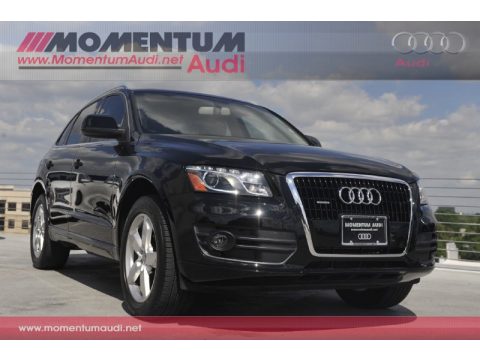 Brilliant Black Audi Q5 3.2 quattro.  Click to enlarge.