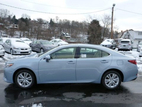 Cerulean Blue Metallic Lexus ES 350.  Click to enlarge.