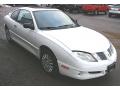 Front 3/4 View of 2005 Pontiac Sunfire Coupe #9