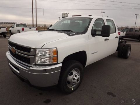 Summit White Chevrolet Silverado 3500HD WT Crew Cab 4x4 Dually Chassis.  Click to enlarge.