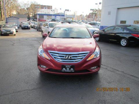 Venetian Red Hyundai Sonata SE.  Click to enlarge.