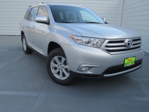 Classic Silver Metallic Toyota Highlander SE.  Click to enlarge.