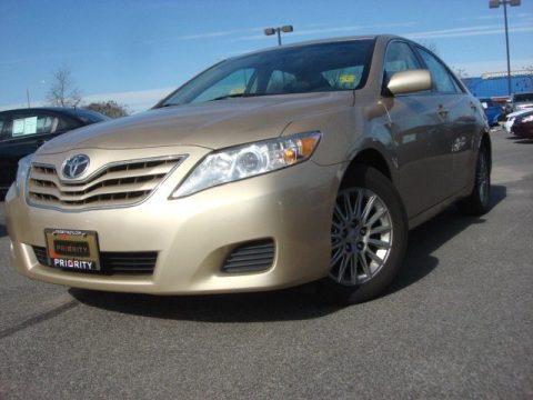Sandy Beach Metallic Toyota Camry LE.  Click to enlarge.