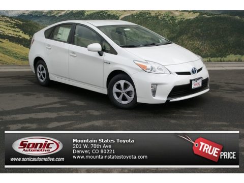Blizzard White Pearl Toyota Prius Three Hybrid.  Click to enlarge.