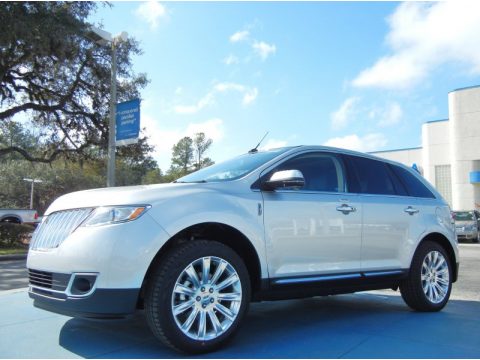 Ingot Silver Lincoln MKX FWD.  Click to enlarge.