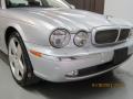 2007 XJ XJR #13