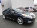 Front 3/4 View of 2013 Hyundai Azera  #5