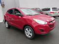 Front 3/4 View of 2013 Hyundai Tucson GL #3 Front 3/4 View of 2013 Hyundai Tucson GL #3