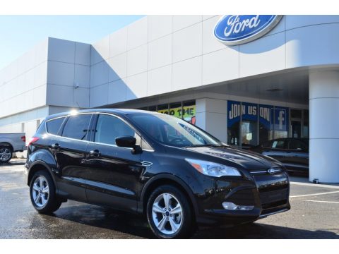 Tuxedo Black Metallic Ford Escape SE 1.6L EcoBoost. Click to enlarge. Tuxedo Black Metallic Ford Escape SE 1.6L EcoBoost. Click to enlarge.