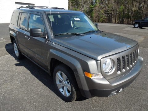Mineral Gray Metallic Jeep Patriot Latitude.  Click to enlarge.