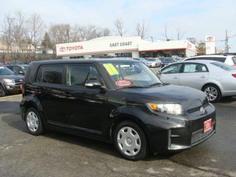 Black Sand Pearl Scion xB .  Click to enlarge.