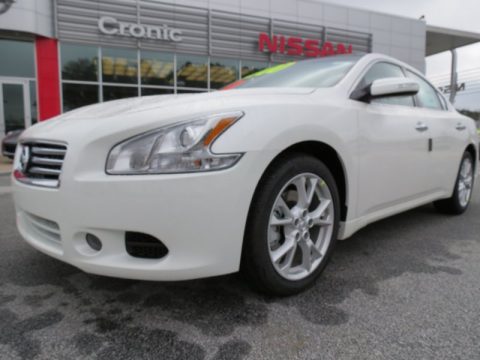 Pearl White Nissan Maxima 3.5 SV. Click to enlarge. Pearl White Nissan Maxima 3.5 SV. Click to enlarge.