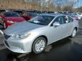 Front 3/4 View of 2013 Lexus ES 300h Hybrid #7
