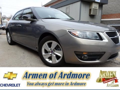 Oak Beige Metallic Saab 9-5 Turbo4 Sedan.  Click to enlarge.
