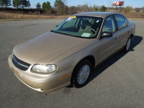 Light Driftwood Metallic Chevrolet Malibu Sedan.  Click to enlarge.