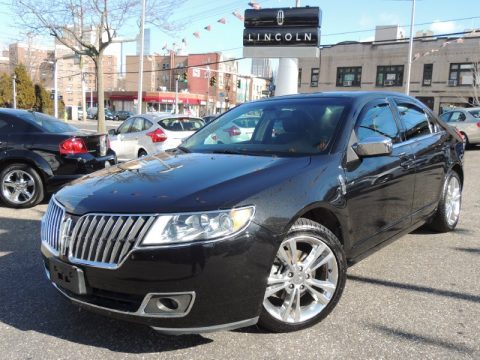 Tuxedo Black Metallic Lincoln MKZ AWD.  Click to enlarge.