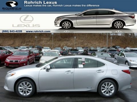 Silver Lining Metallic Lexus ES 300h Hybrid.  Click to enlarge.