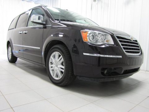 Dark Cordovan Pearl Chrysler Town & Country Limited.  Click to enlarge.
